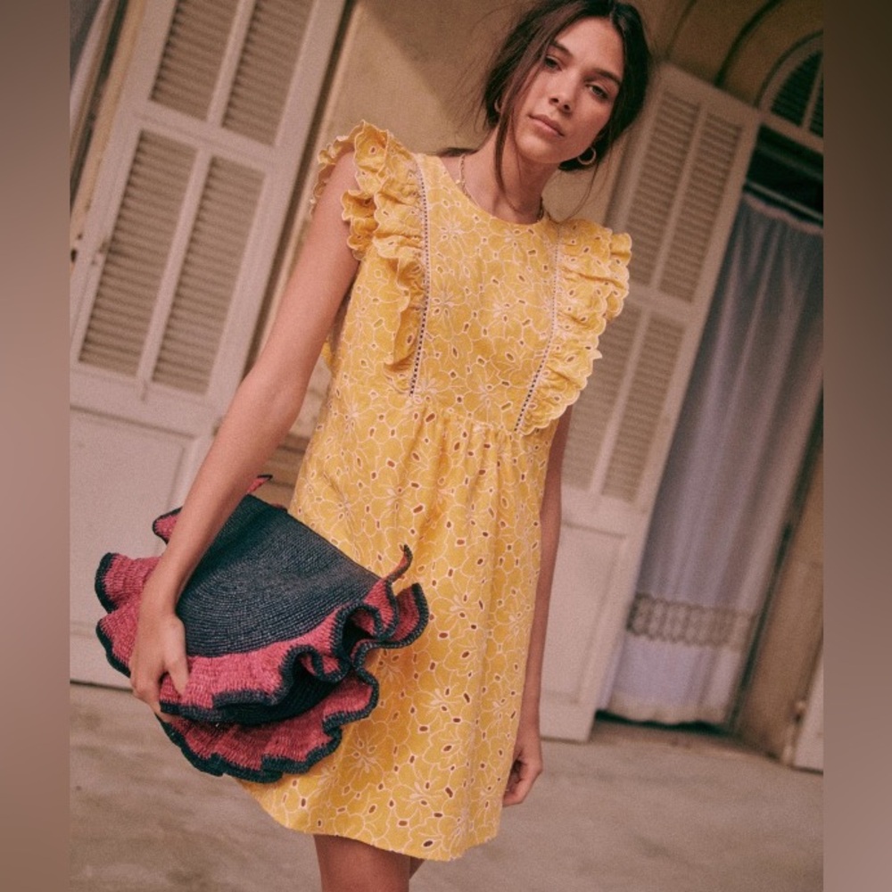 Sezane Chacha Ruffle Eyelet Dress Ecru‎ Yellow Size 40 French US 8 Bohemian Boho